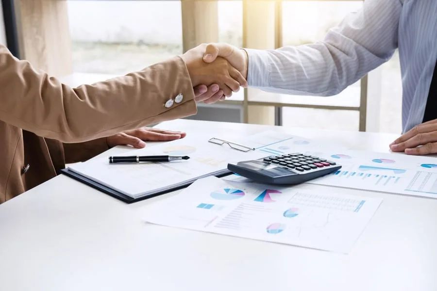 Ultimate guide to financing your business [24 funding options]